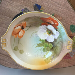 Noritake Nippon Hand-Painted 8" Porcelain Bowl with Poppies, Circa 1910-1921